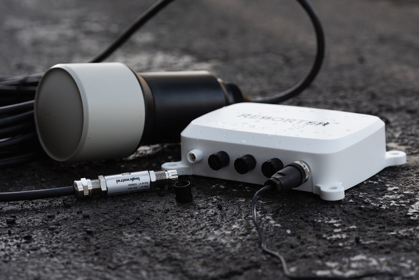 A Reporter by Crodeon with a water sensor