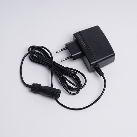 Reporter grid power charger